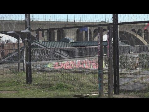 New fencing around Georgetown Cliffs