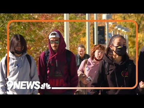 Aumento de tarifas de DACA también aumenta el estrés de los 'dreamers' | Resumen de noticias