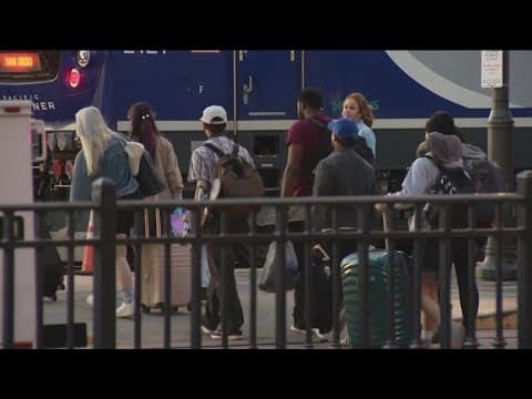 Thanksgiving travelers opting for railways to avoid congested vehicle traffic