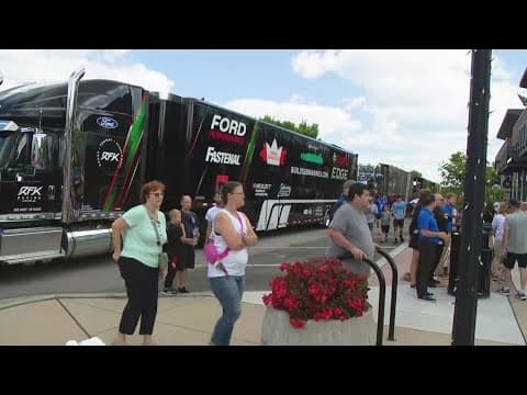 NASCAR Hauler Parade arrives in Speedway