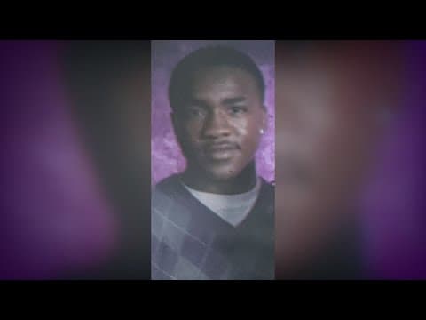 Man found in trunk of burning car