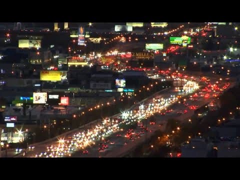 Thanksgiving traffic in full swing in Chicago, Philadelphia and New York