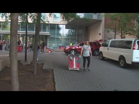 Ohio State students moving into dorms this week ahead of Tuesday start date