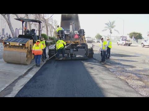 San Diego crews work to fill as many potholes as possible before rain