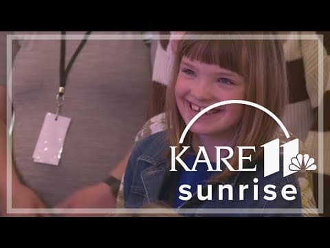 Fridley girl spends a day at Mall of America with Make A Wish