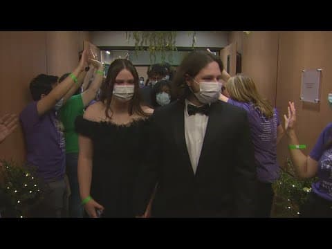 Children receiving cancer treatment at MD Anderson treated to special prom party palooza