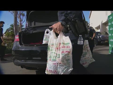 CHP San Diego distributes meals for Thanksgiving