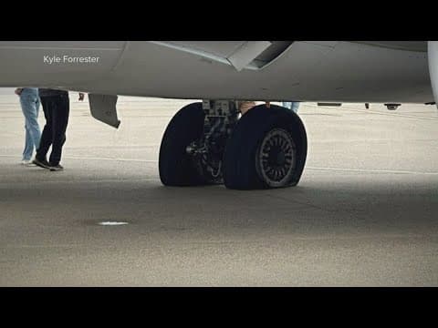 Plane tires blow out in close call in Nashville