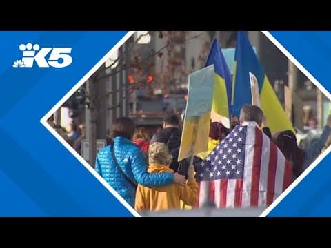Hundreds rally in Seattle to support Ukraine after heated exchange in Oval Office