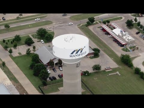 More North Texas school districts return to class