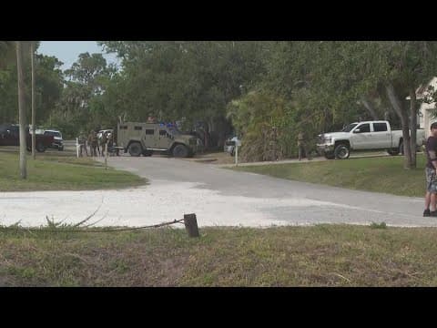 SWAT responds to Venice home after shooting