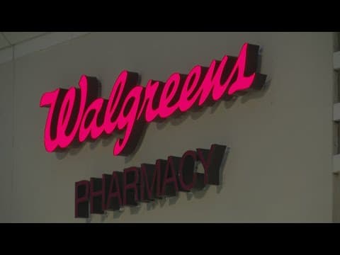 'There are just not enough people' | Walgreens pharmacists protest understaffing