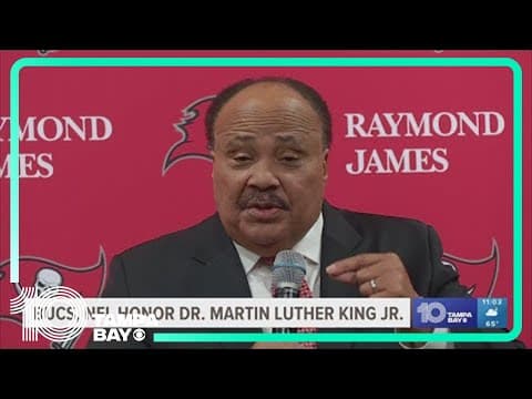 MLK family members serve as honorary team captains at Eagles-Buccaneers wild-card playoff game