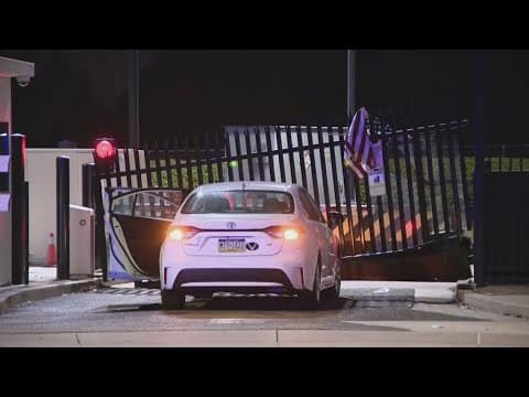 Suspect on the run after ramming a vehicle into the gate of an FBI building in Pittsburgh