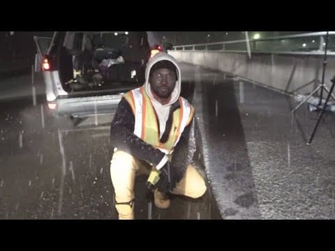 Snow is starting to accumulate in Knox County