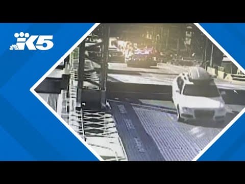 Police chases rise in King County as driver jumps University Bridge