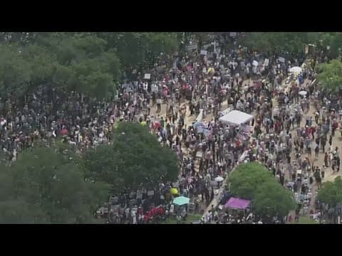 'No Kings' protests held across the country