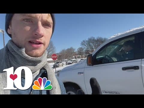 Volunteers brave the cold to deliver Mobile Meals