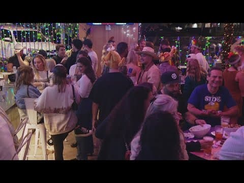 San Diegans 'wobble before they gobble' during Blackout Wednesday