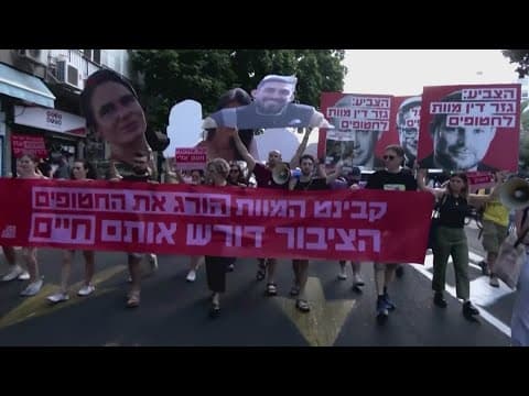 Israeli protestors demand ceasefire deal after recent deaths of 6 hostages