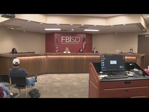 Fort Bend ISD board unanimously approves finalist in search for district's new superintendent