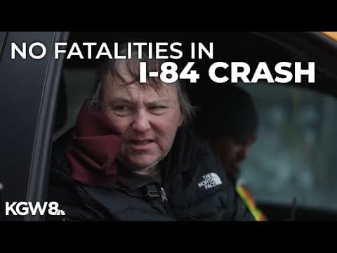 Westbound I-84 lanes near Multnomah Falls remain closed after pileup