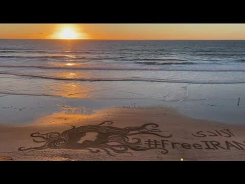Art in the Sand in support of Iranians in Solana Beach