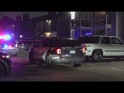 Man shot, killed after disturbance in southwest Houston apartment complex parking lot, police say