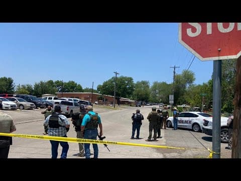 Texas elementary school shooting: Gunman kills 19 children, 2 teachers at Robb Elementary in Uvalde