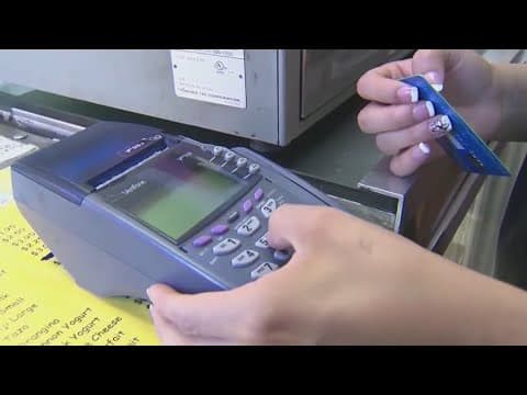 Teaching kids financial literacy during the holiday season