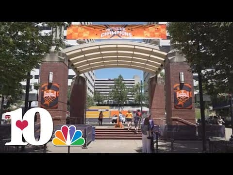 Knoxville has rolled out the orange carpet for its national champions