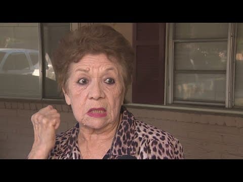 Elderly sisters robbed outside Houston grocery store