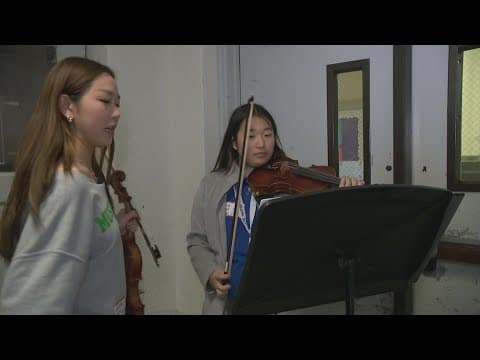 Houston high school students with a knack for healthcare pay it forward through music
