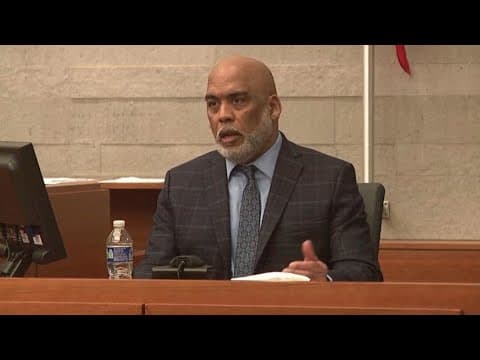 Former CPD officer testifies in murder trial