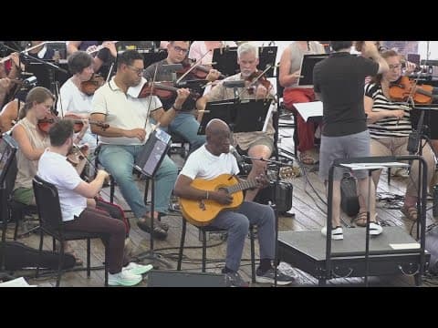 Knoxville native takes center stage during the annual Festival on the 4th concert