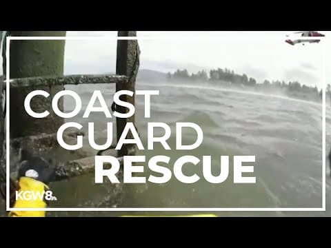 Coast Guard rescues person after boat capsizes on Columbia River | Raw video
