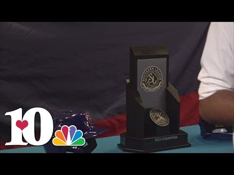 Tennessee Smokies celebrate Southern League Championship win with trophy viewing