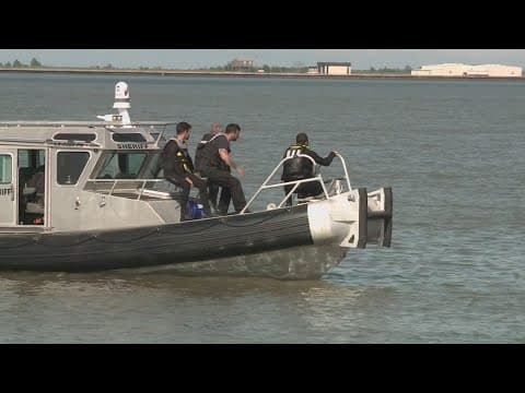 Body found in pickup that crashed into Lake Pontchartrain