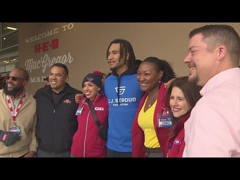 CJ Stroud Foundation gives back to community ahead of Thanksgiving