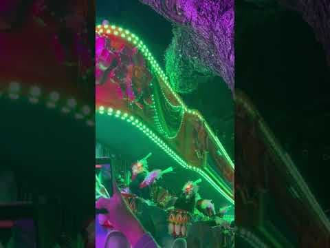 Krewe of Cleopatra float gets stuck in tree