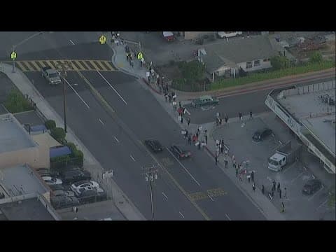 Los Angeles keeps curfew to curb violent protests