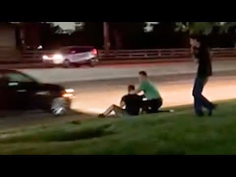 VIDEO: Good Samaritans hold down alleged Texas drunk driver until officers arrive