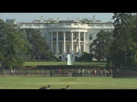 Officials expect the Fed to lower interest rates after Trump pushes for cuts