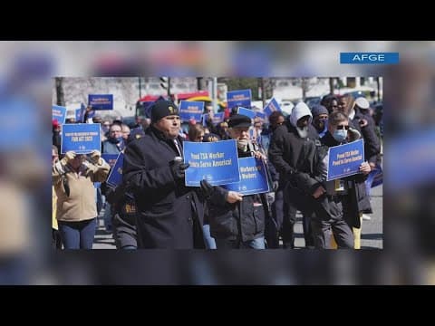 Union asks for solidarity as federal and trades workers face chaos from Trump administration moves