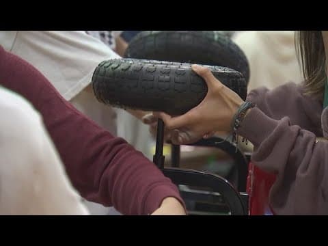 Columbus non-profit donating 1,500 wagons with Christmas dinner to families in need