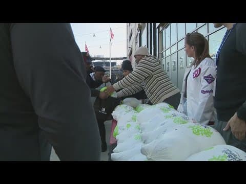 The Washington Nationals Thanksgiving meal distribution