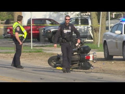 Bicyclist dies after crash with motorcycle on Indy's near southeast side