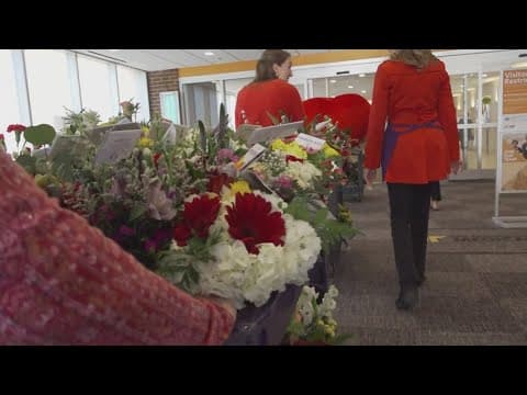 Random Acts of Flowers marks 200,000 bouquet deliveries
