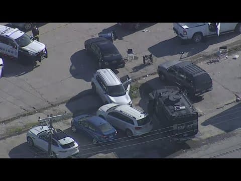 Heavy police presence in South Dallas shuts down multiple roads
