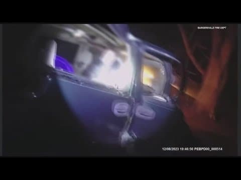 Bargersville officers save woman from burning car